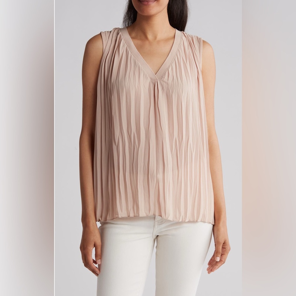 DR2 by Daniel Rainn Crinkle Top Size M Women’s Beige Pleated V-neck Sleeveless
